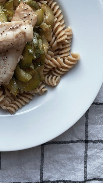 FANCY FOOD: PASTA CON PESCE BIANCO E ZUCCHINE