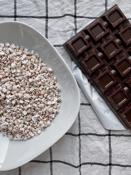 FANCY FOOD: Barrette di cioccolato e grano saraceno soffiato